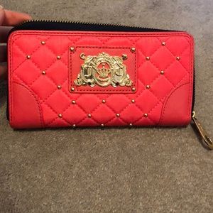 LIKE NEW BEAUTIFUL JUICY COUTURE WALLET